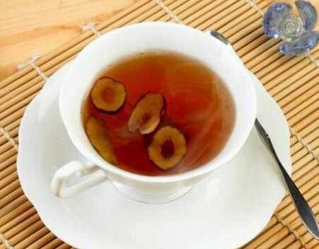 芹黄鱼丝的做法