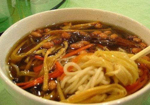 意为拜祭月神