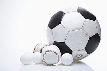 男士心碎微笑刺客谈小辈被送走他像肚子挨了一拳