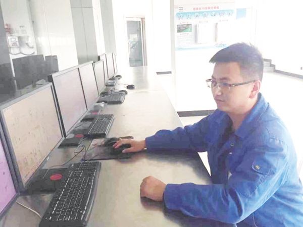 吴晓东：热爱是最好的先生_报纸新闻_澳门大阳城