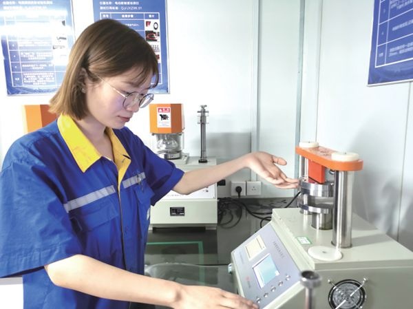 面扑面——金宇佳：别人可以做到，，我也行_报纸新闻_澳门大阳城