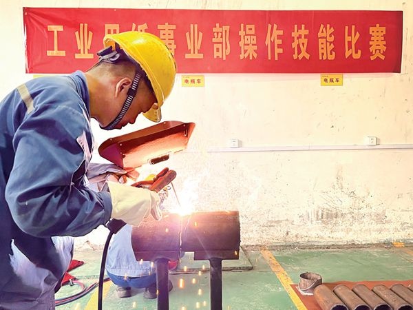 工匠精神  永不止步_报纸新闻_澳门大阳城