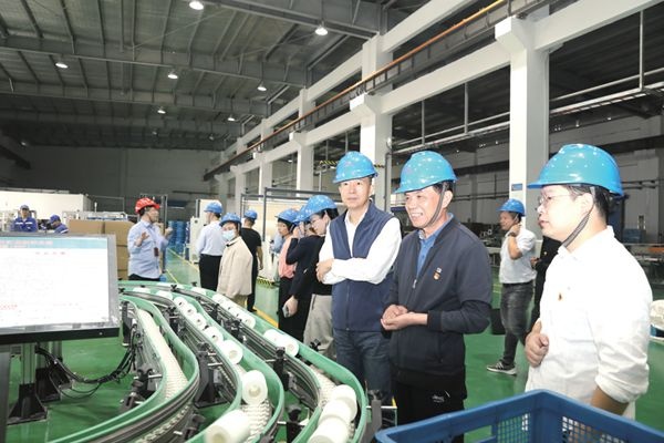 平湖市两新党组织第二片组交流会代表来澳门大阳城调研党建事情_报纸新闻_澳门大阳城