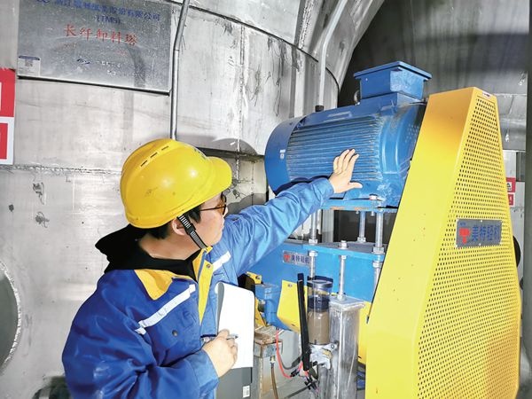 精益TPM 装备保全点检组“排雷”活动圆满竣事_报纸新闻_澳门大阳城