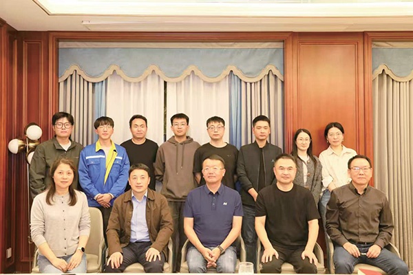 共话生长谋双赢_报纸新闻_澳门大阳城